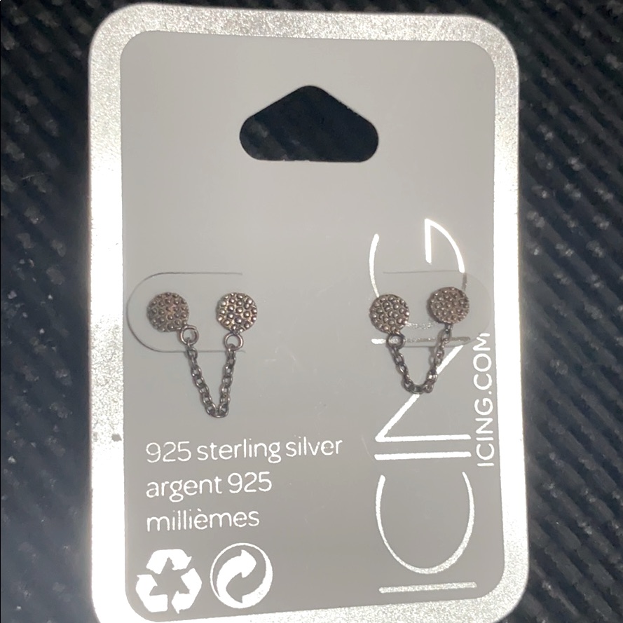 Stirling Silver Earrings 15$